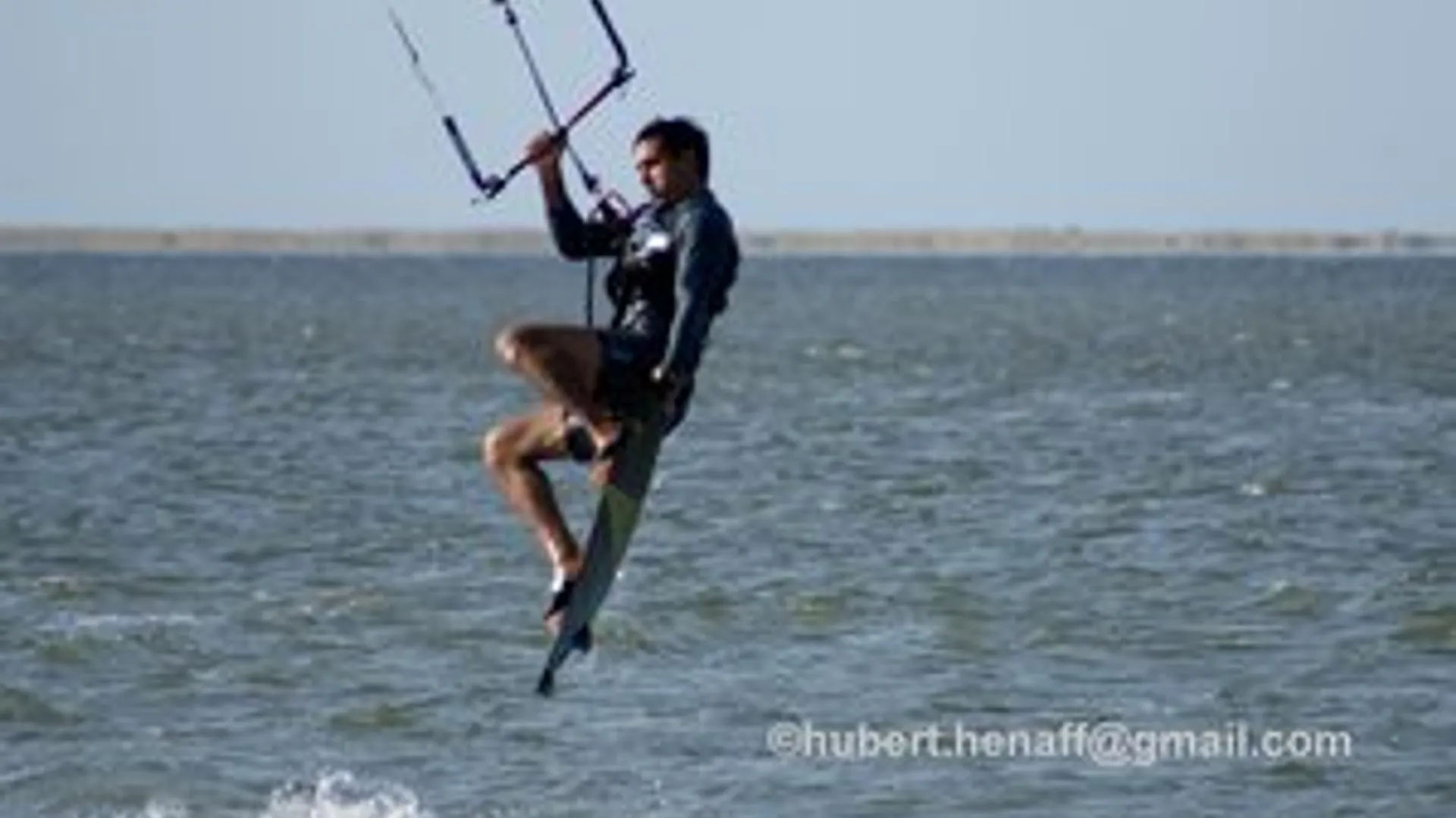 Kitesurfing in Djerba