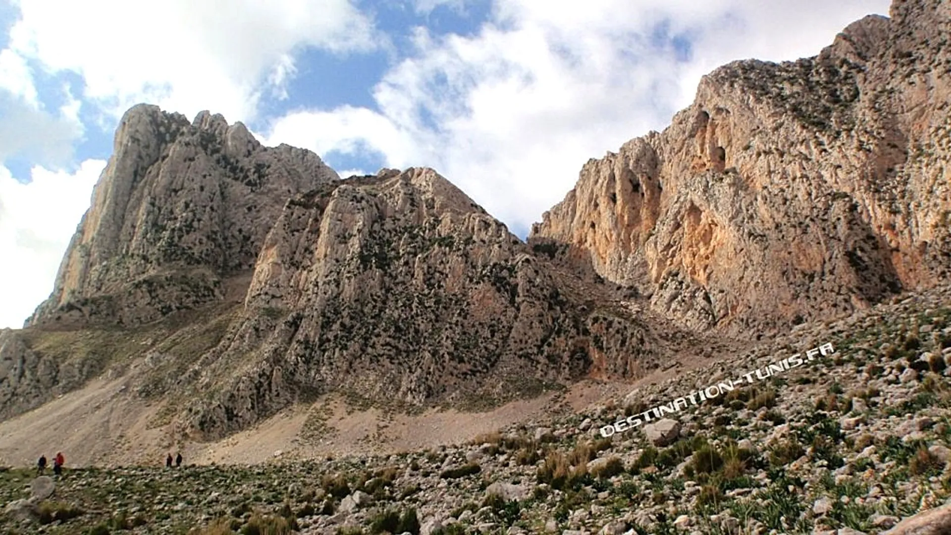 Randonnée au cœur du Jbel Zaghouan : nature, sensations et hospitalité locale - Image 1